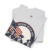 Freedom Never Dies Revolutionary soldiers T-shirt in Ash